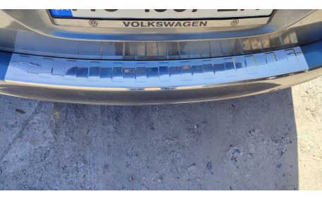 Накладка на задний бампер Volkswagen Golf 5