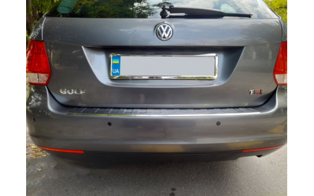 Накладка на задний бампер Volkswagen Golf 6