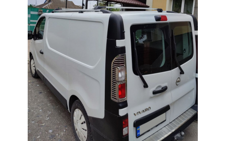 Хром накладки Opel Vivaro