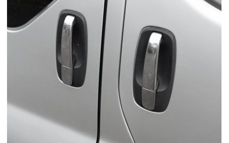 Хром накладки Opel Vivaro