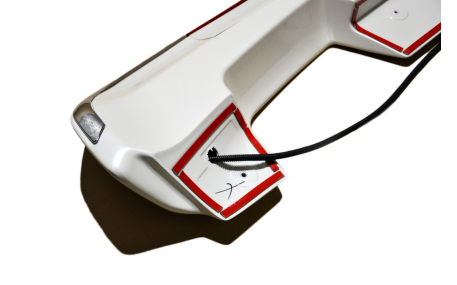 Спойлер Toyota Land Cruiser 200