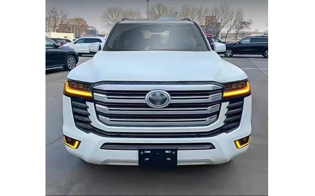 Дневные ходовые огни Toyota Land Cruiser 300