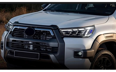 Фары передние Toyota Hilux 2021-2024