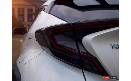Фонари задние Toyota C-HR