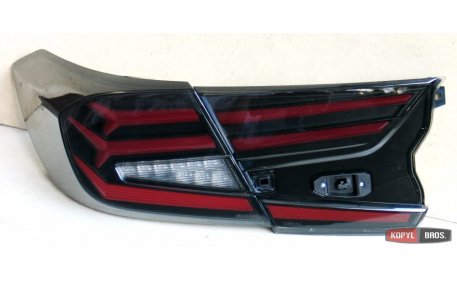 Фонари задние Honda Accord