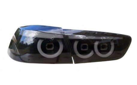 Фонари задние Mitsubishi Lancer X