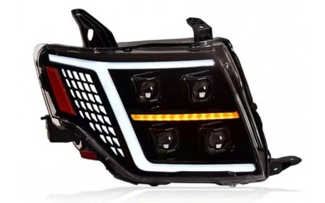 Фары передние Mitsubishi Pajero Wagon 4