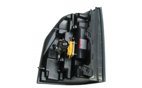 Фонари задние Mitsubishi Pajero Wagon 4