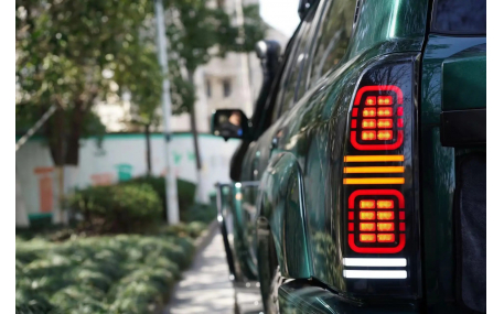 Фонари задние Nissan Patrol Y61 2004-2008