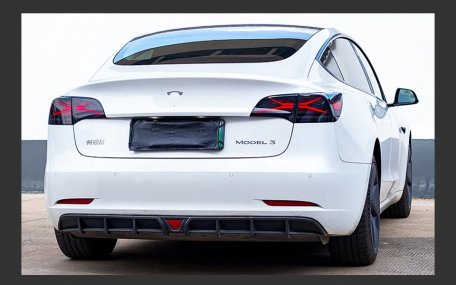 Фонари задние Tesla Model 3