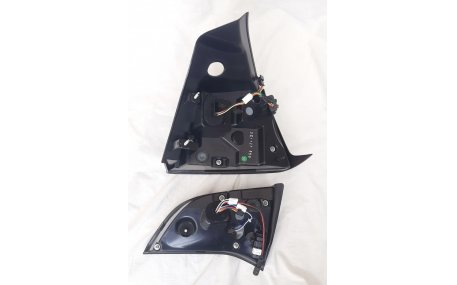 Фонари задние Tesla Model 3