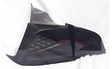 Фонари задние Tesla Model 3