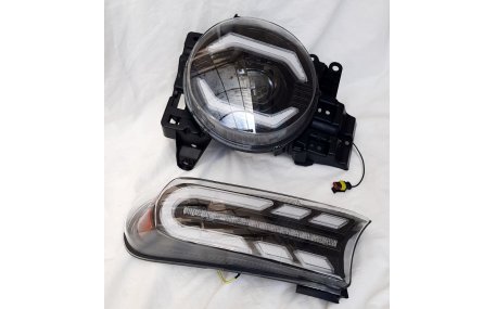 Фары передние Toyota FJ Cruiser