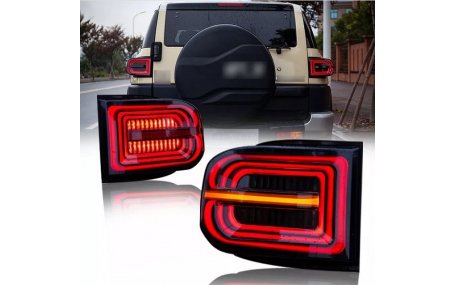 Фонари задние Toyota FJ Cruiser