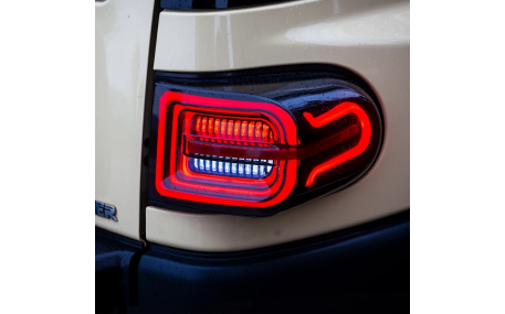 Фонари задние Toyota FJ Cruiser