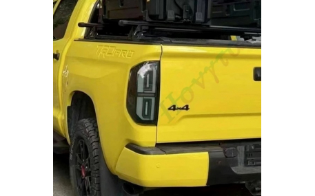 Фонари задние Toyota Tundra 2014-2021