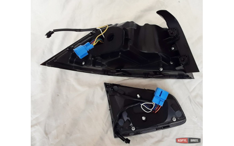 Фонари задние Volkswagen Passat B8