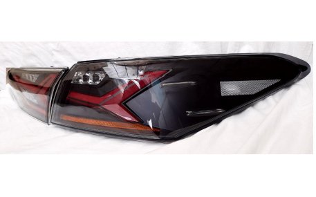 Фонари задние Toyota Camry V70