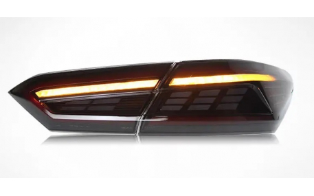 Фонари задние Toyota Camry V70