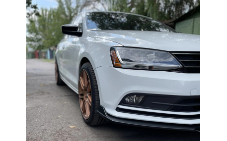 Универсальная накладка переднего бампера