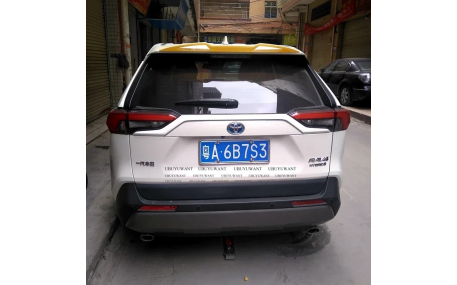Спойлер Toyota RAV4