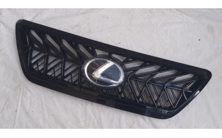 Решетка радиатора Lexus GX470