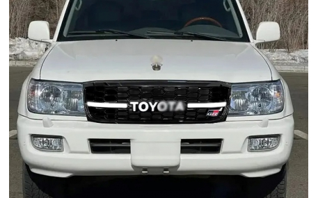 Решетка радиатора Toyota Land Cruiser 100 2003-2007