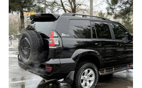 Фонари задние Toyota Land Cruiser Prado 120