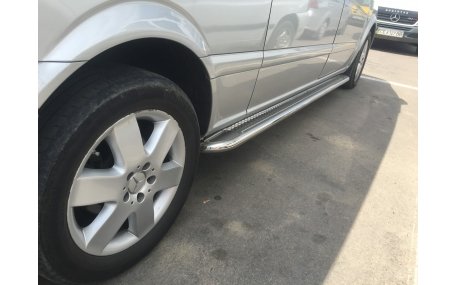 Подножки Mercedes Vito W447