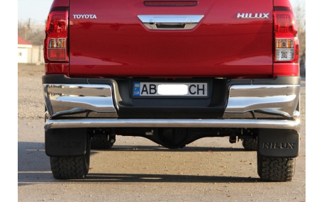 Защита задняя Toyota Hilux