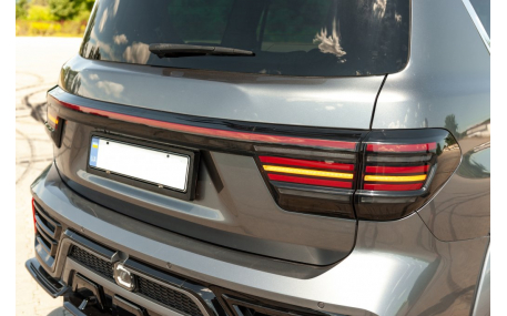 Фонари задние Nissan Armada