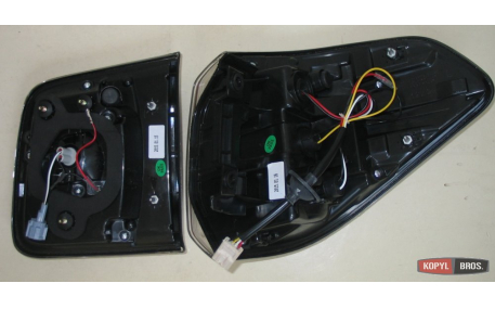 Фонари задние Nissan Patrol Y62