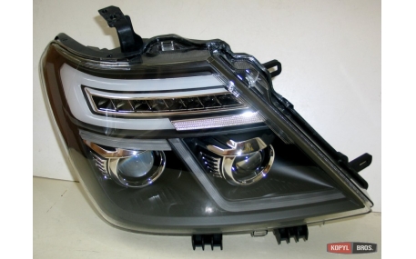 Фары передние Nissan Patrol Y62