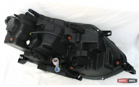 Фары передние Nissan X-Trail T32 2017-2020