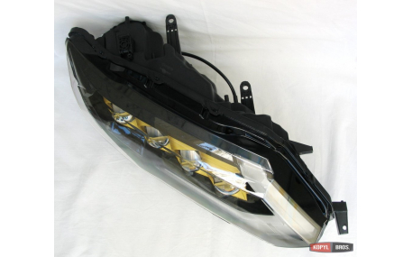 Фары передние Nissan X-Trail T32 2017-2020