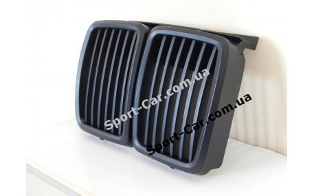 Решетка радиатора BMW E30