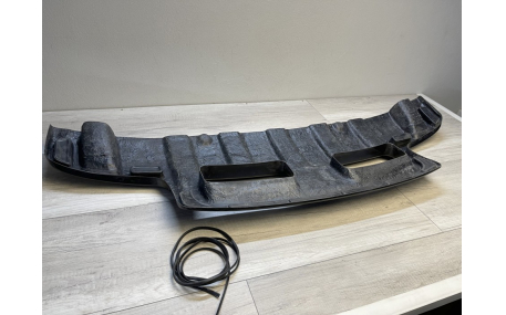 Накладка передняя Volkswagen Touareg 2002-2006