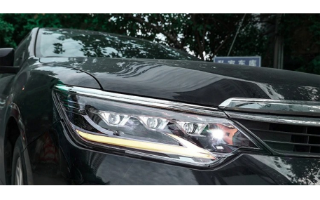 Фары передние Toyota Camry V55