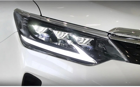 Фары передние Toyota Camry V55