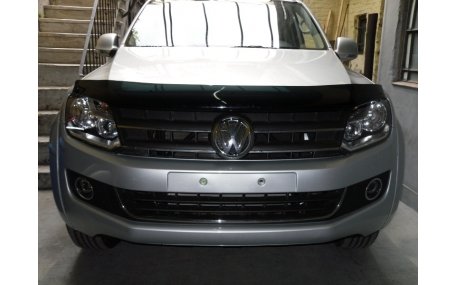 Дефлектор капота Volkswagen Amarok