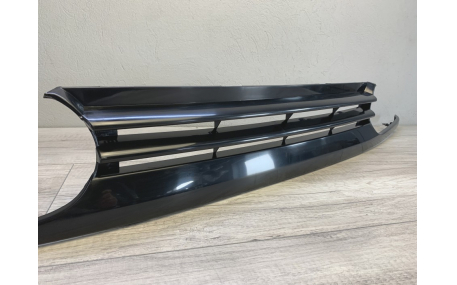 Решетка радиатора Volkswagen Golf 3
