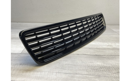 Решетка радиатора AUDI A4 B5