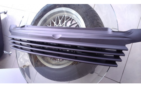 Решетка радиатора Volkswagen T4