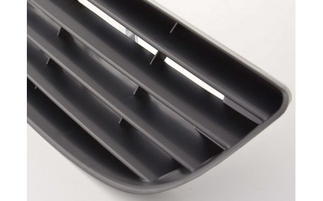 Решетка радиатора Opel Zafira A