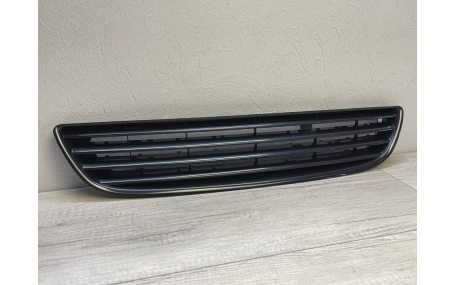 Решетка радиатора Opel Zafira A