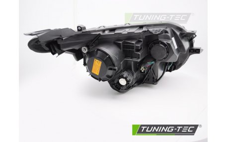 Фара передняя Mitsubishi L200 2015-2019