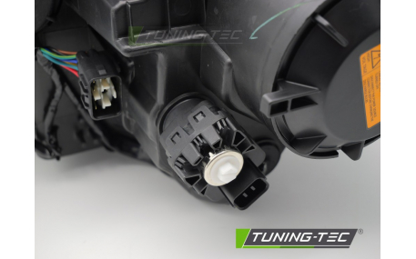 Фара передняя Mitsubishi L200 2015-2019