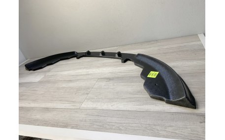 Накладка передняя Ford Fiesta