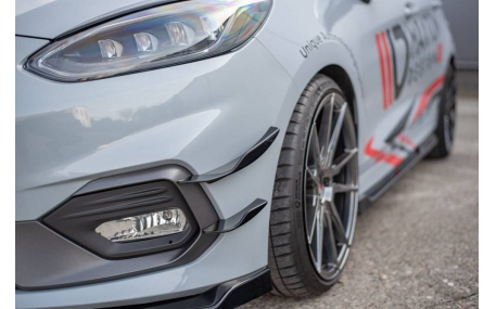 Накладка передняя Ford Fiesta