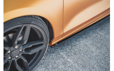 Накладки на пороги Ford Focus MK4